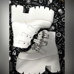 Demonia Ashes 55 boots Brand New